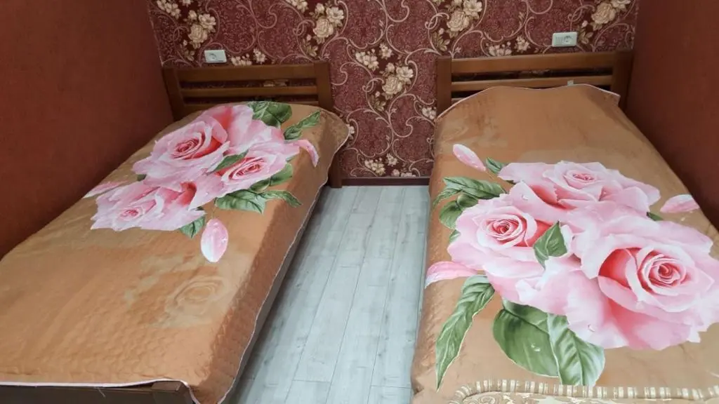 Кисловодск: Apartments on Krasnoarmeyskaya 6