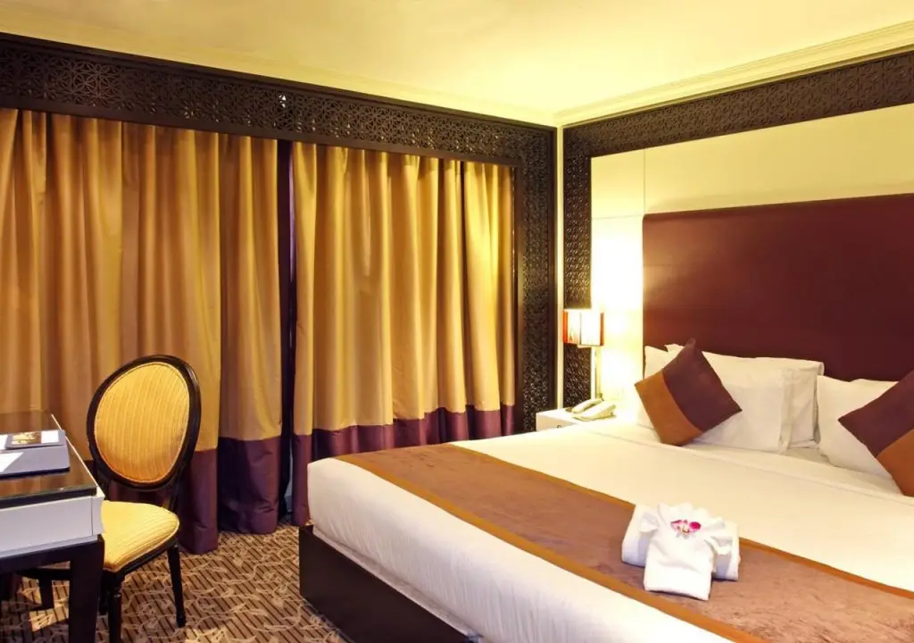 Дубай: Отель Carlton Tower Hotel