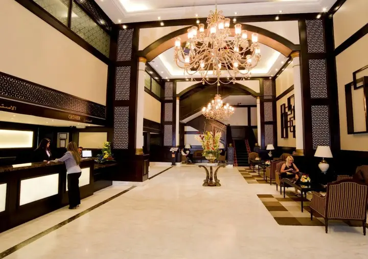Дубай: Carlton Tower Hotel