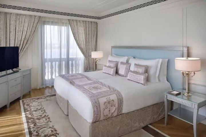 Дубай: Palazzo Versace Residences Dubai