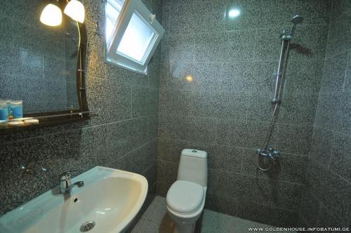 Батуми: Hotel Golden House