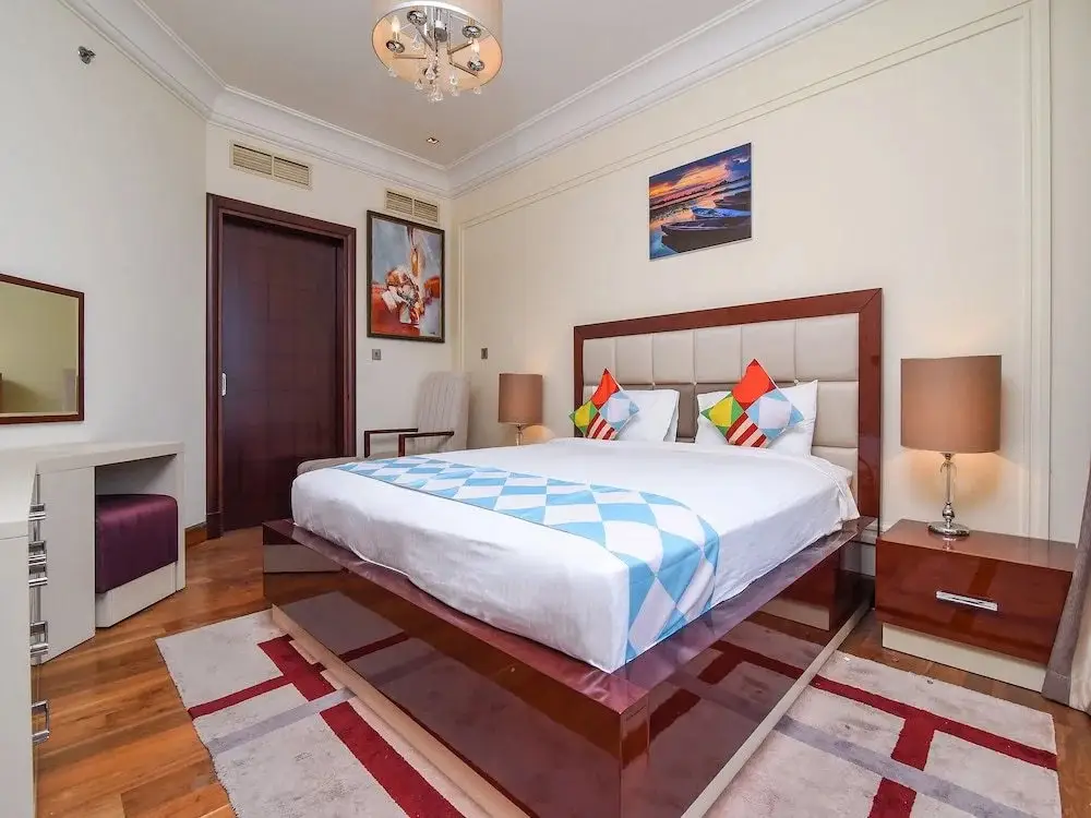 Дубай: OYO Home 161 Taj Grandeur 1 BHK Apartment Palm