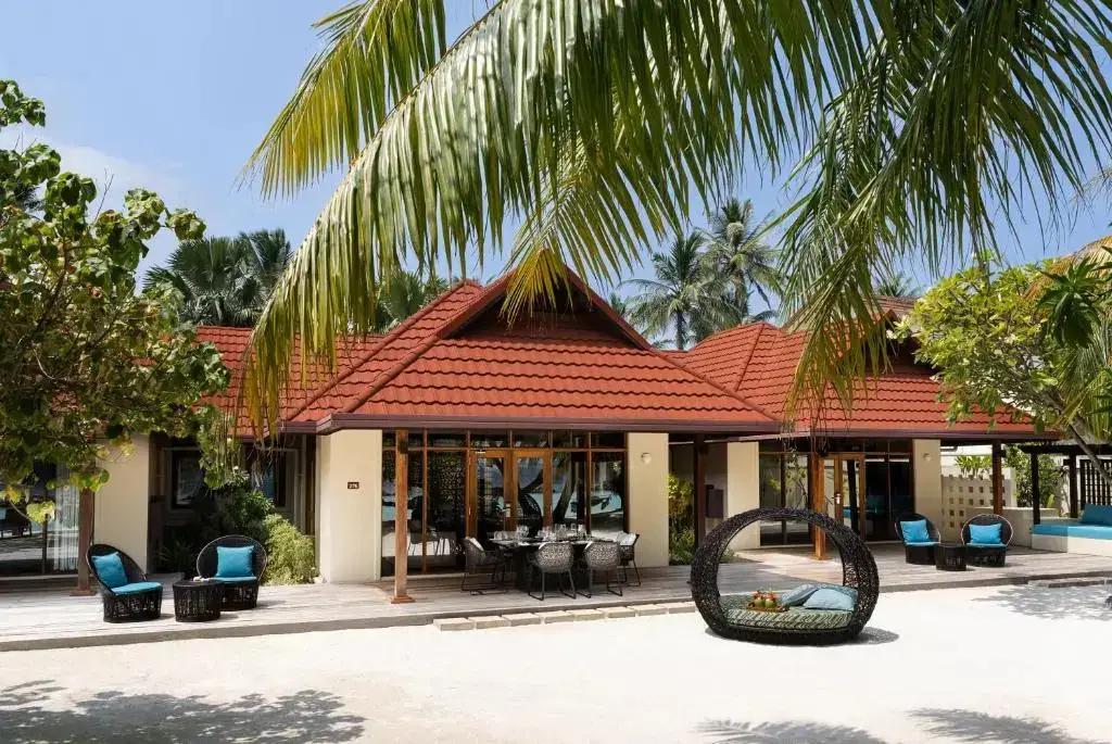Niva Kurumba Maldives Resort — фото 1