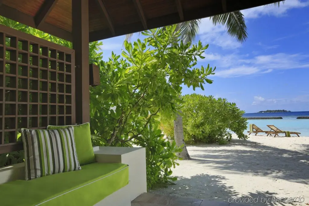 Вихаманафуши: Курорт Kurumba Maldives