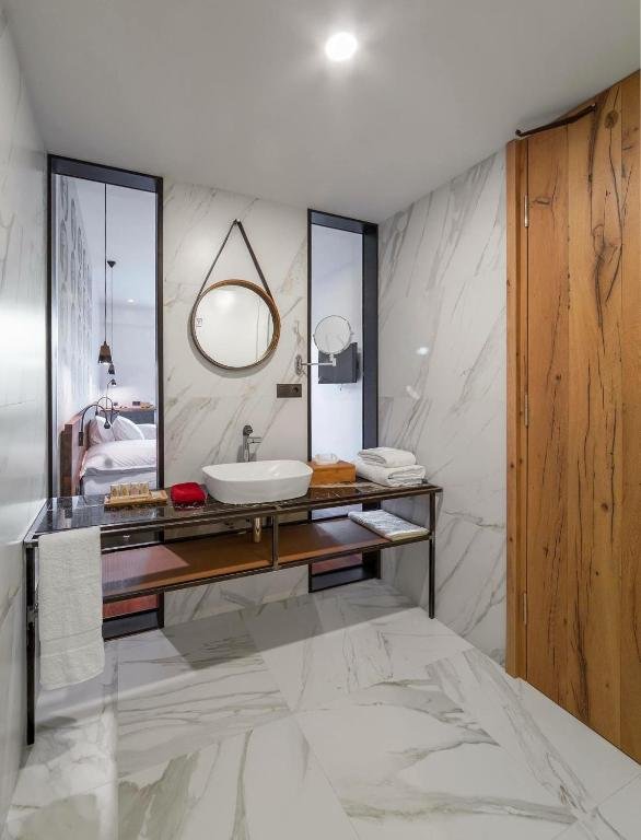 Тбилиси: Hotel Shota @ Rustaveli Boutique Hotel Mimino