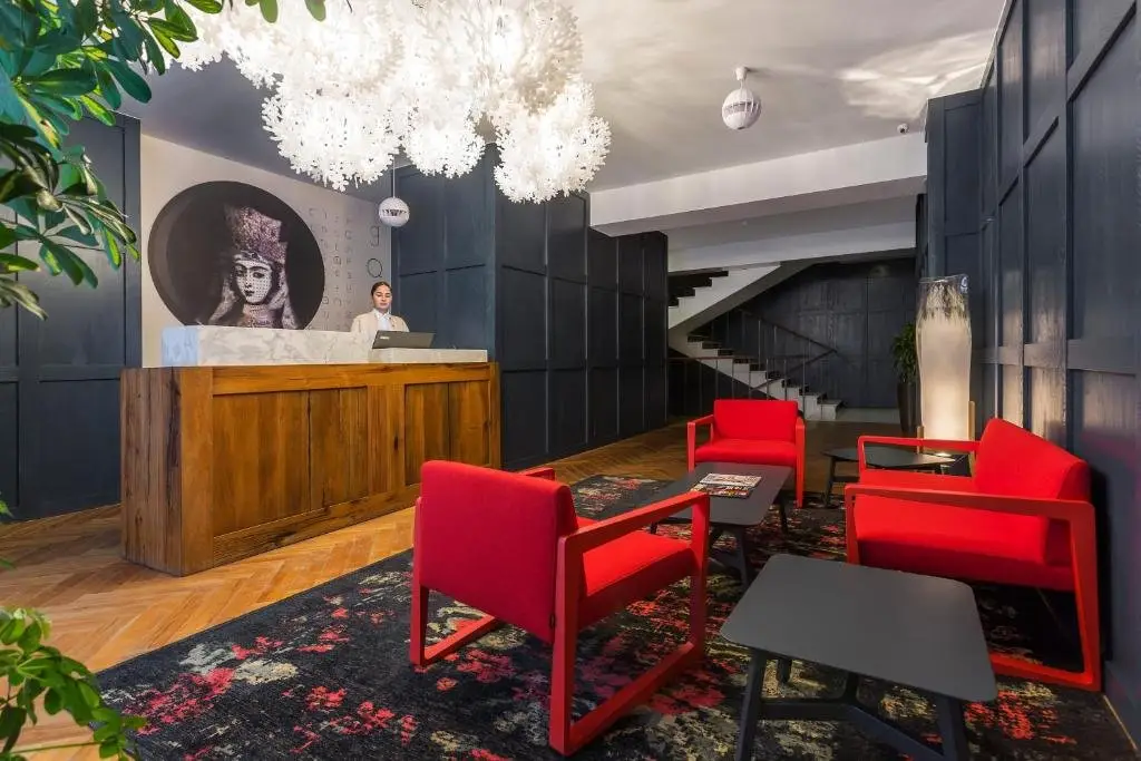Тбилиси: Hotel Shota @ Rustaveli Boutique Hotel Mimino