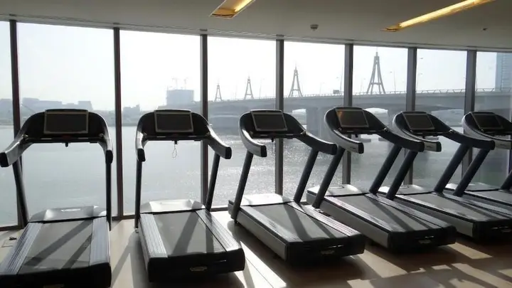 Дубай: 1 Bedroom Apartment in D1 Tower