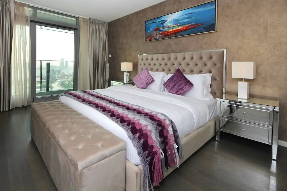 Дубай: 1 Bedroom Apartment in D1 Tower
