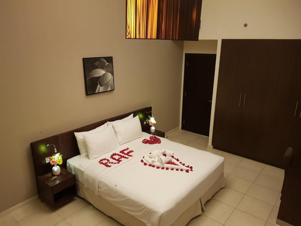 Дубай: RAF Hotel Apartment