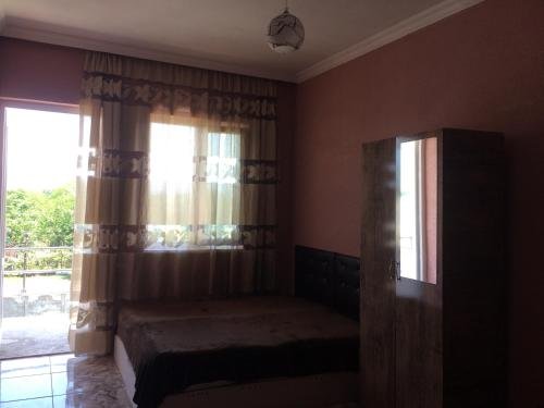 Кобулети: Guest House 305
