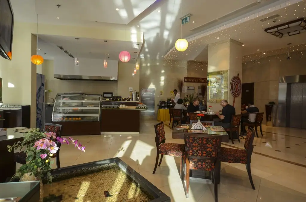 Дубай: Parkside Suites Hotel Apartment