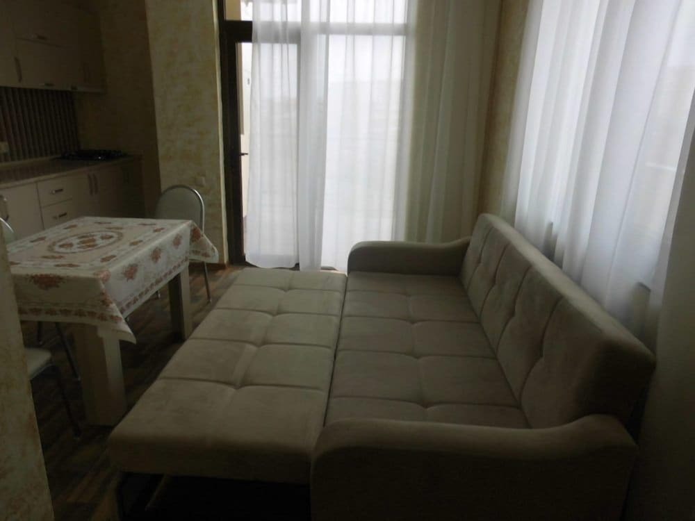 Батуми: Deutsches Appartement Hotel
