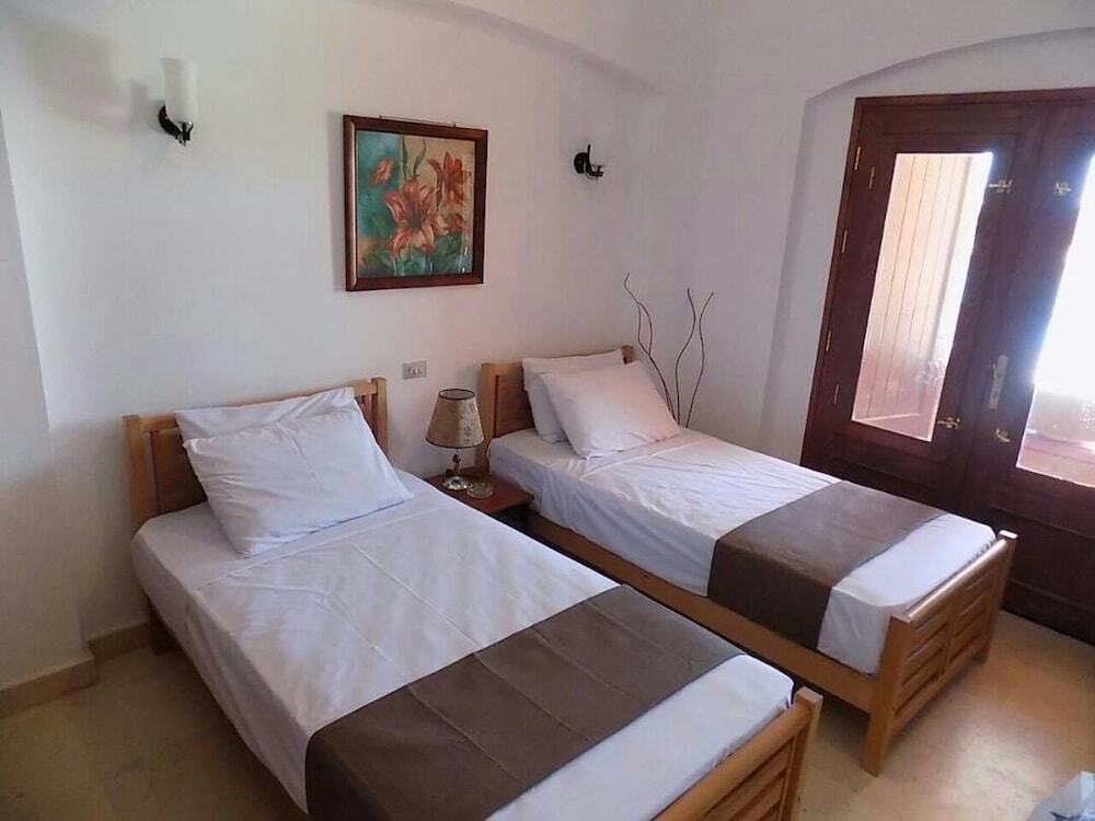 Эль-Гуна: El Gouna Royal Chalet