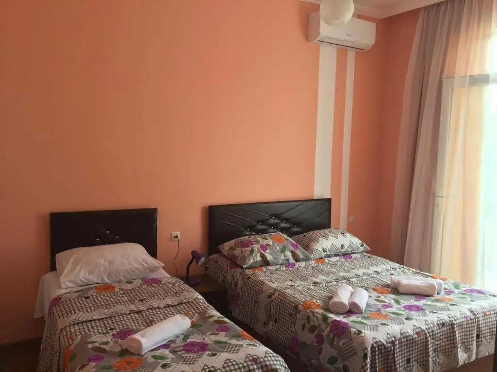 Кобулети: Semeinyi Otel V Kobuleti