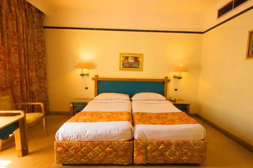 Гиза: Cataract Pyramids Resort