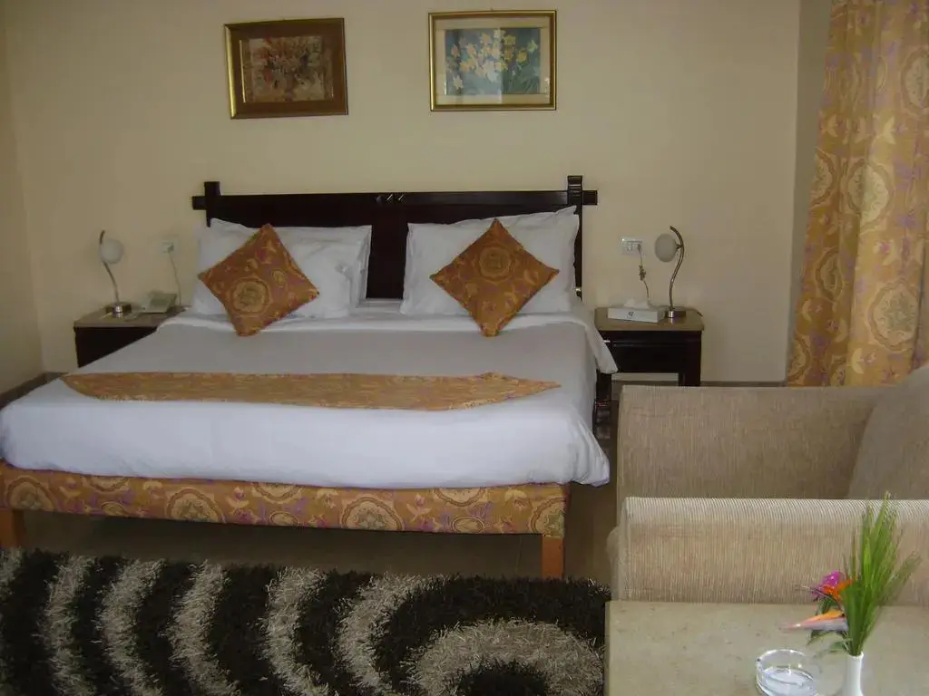 Гиза: Cataract Pyramids Resort