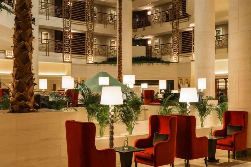 Дубай: Sheraton Dubai Creek Hotel & Towers