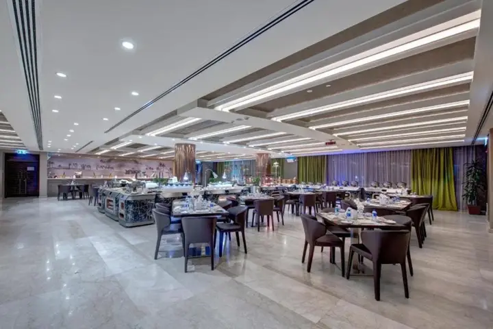 Аль-Рувайс: Remal Hotel Al Dhannah