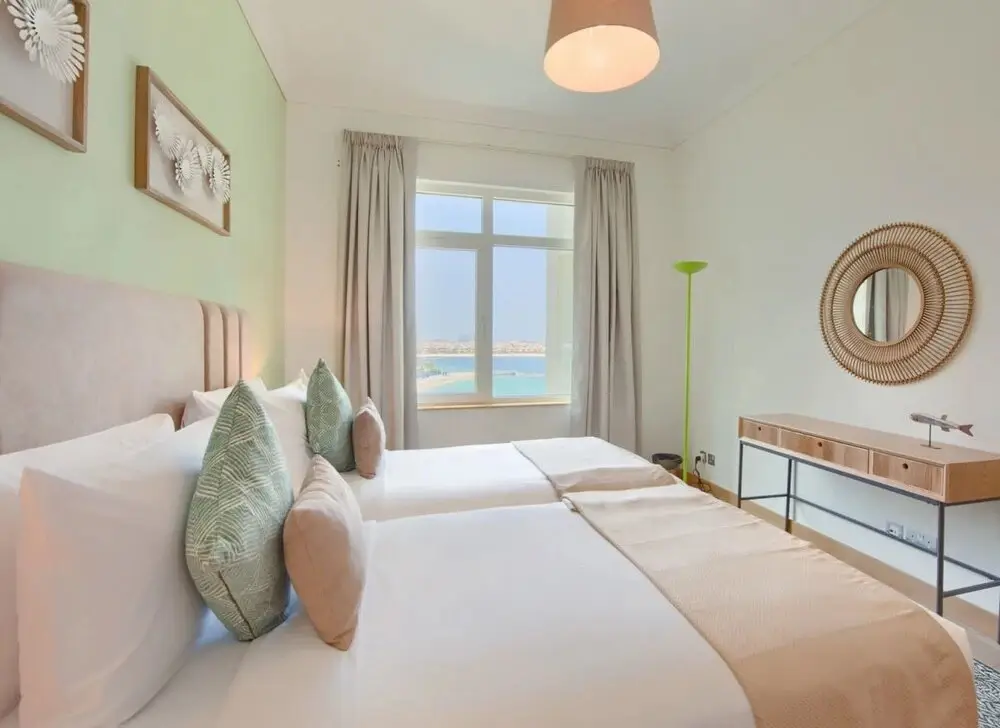 Дубай: Building No. 2 Shoreline  Palm Jumeirah - Apartment 405