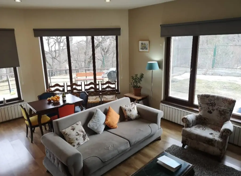 Тбилиси: Private house Summer Cottage
