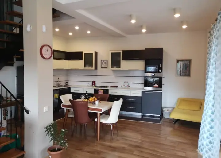 Тбилиси: Private house Summer Cottage