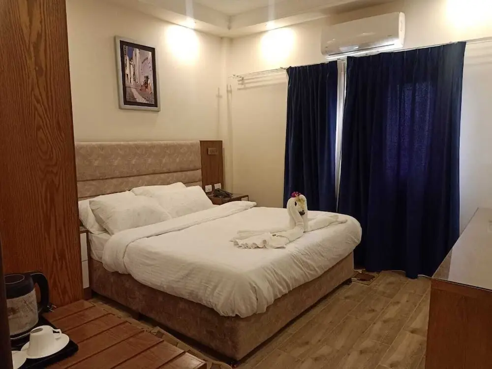 Каир: Jewel El Nasr Hotel & Club
