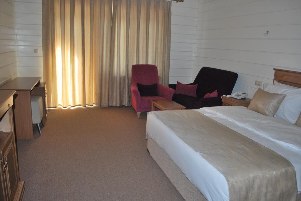 Худат: River Inn Boutique Hotel