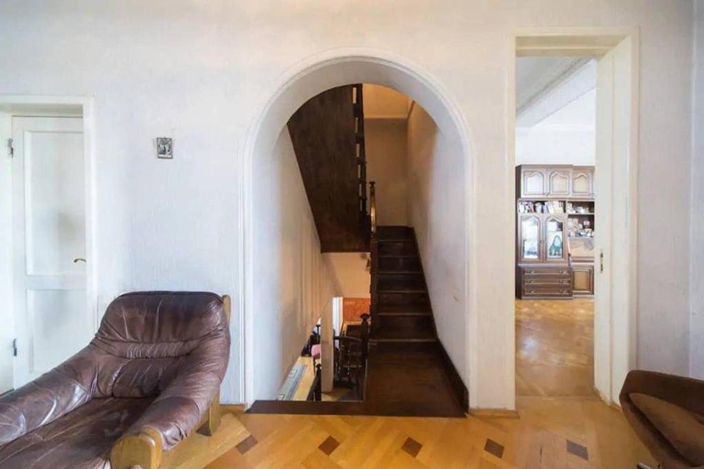 Тбилиси: Royal Apartment In The Center Of Tbilisi On Rustaveli Avenue