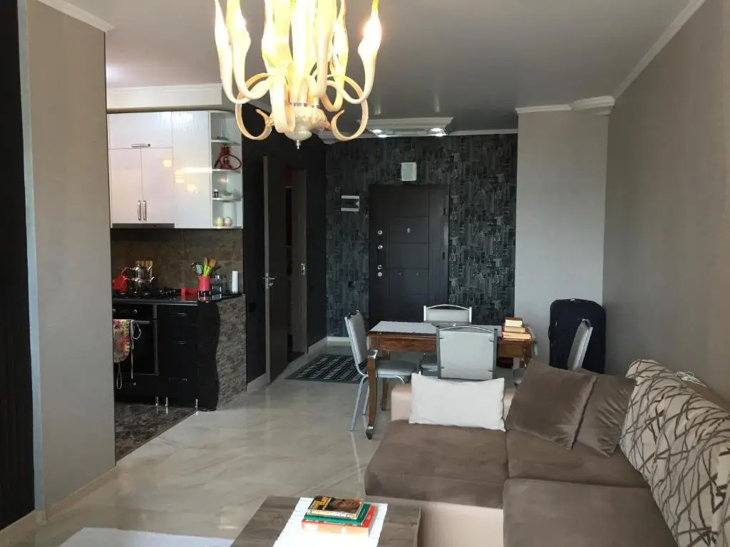 Батуми: Pirosmani Apartment 16 App 101