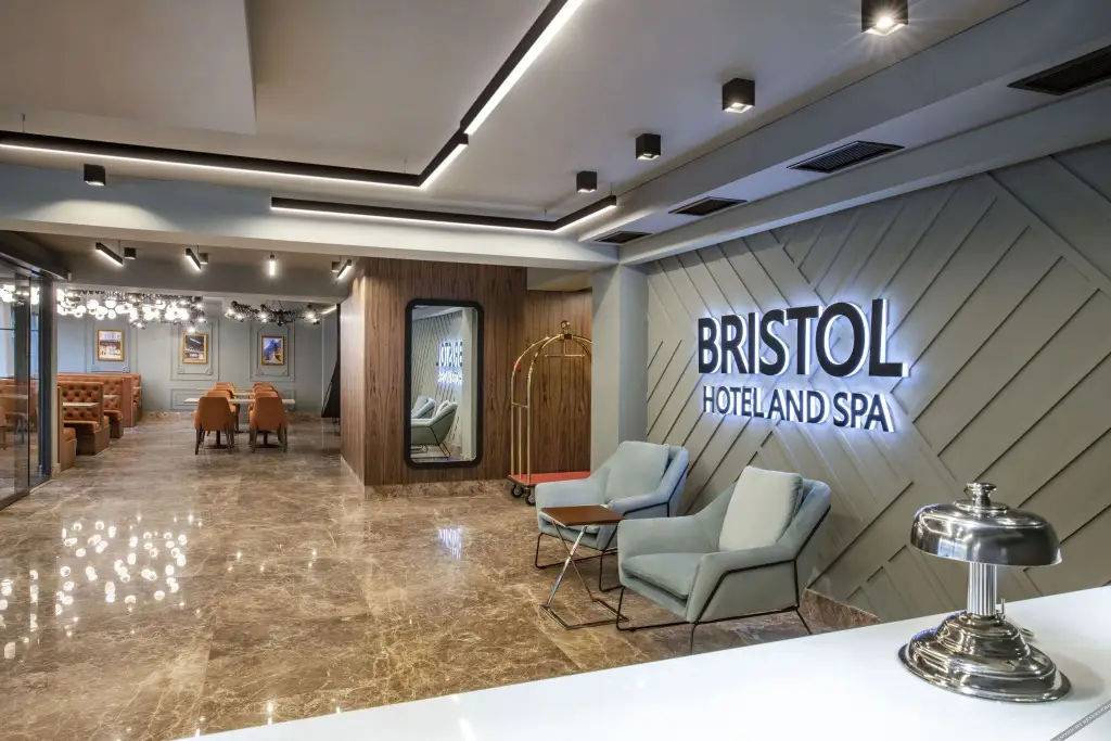 Бакуриани: Bristol Bakuriani