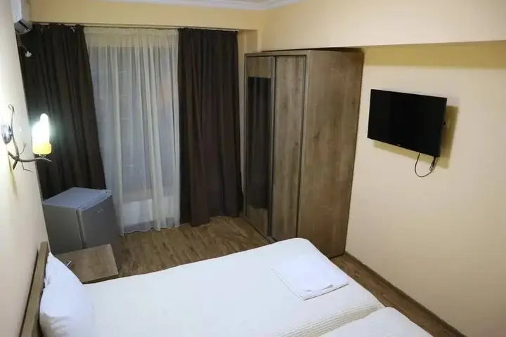 Батуми: Hotel Batus