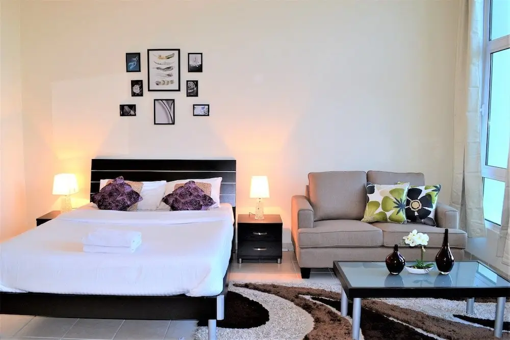 Дубай: MCLN - Spacious Furnished Studio