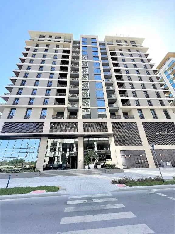 Spacious 1 bedroom with balcony in Wilton Terraces — фото 1