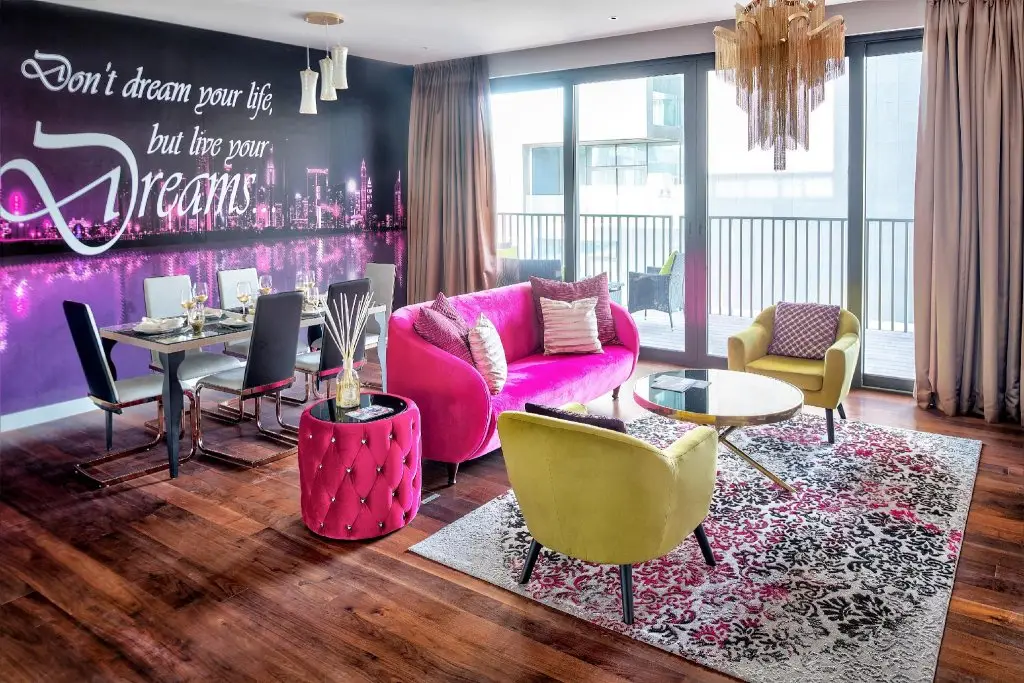 Дубай: Dream Inn - City Walk 3 Bed Stunning Apartment