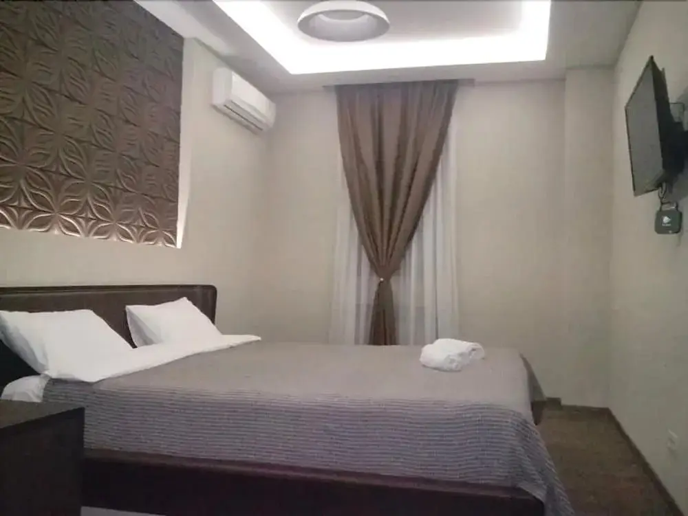 Тбилиси: All Seasons ApartHotel on Freedom Square