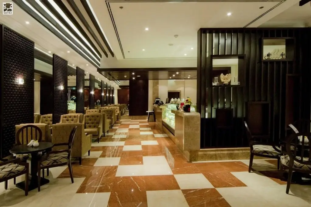 Эль-Айн: Ayla Hotel
