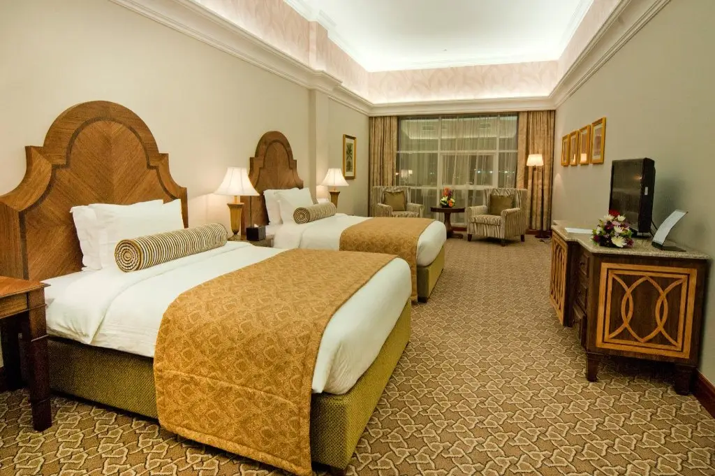 Эль-Айн: Ayla Hotel
