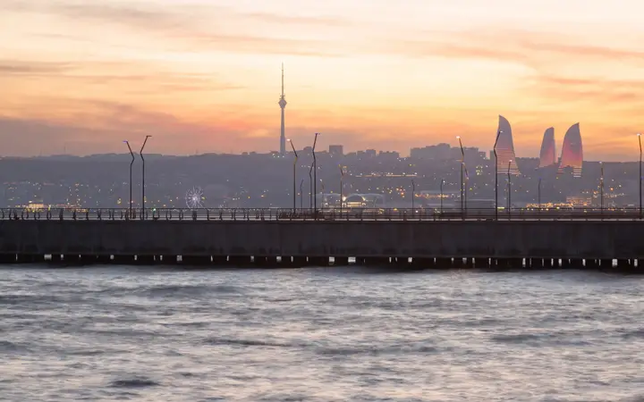 Баку: Отель Baku Marriott Hotel Boulevard