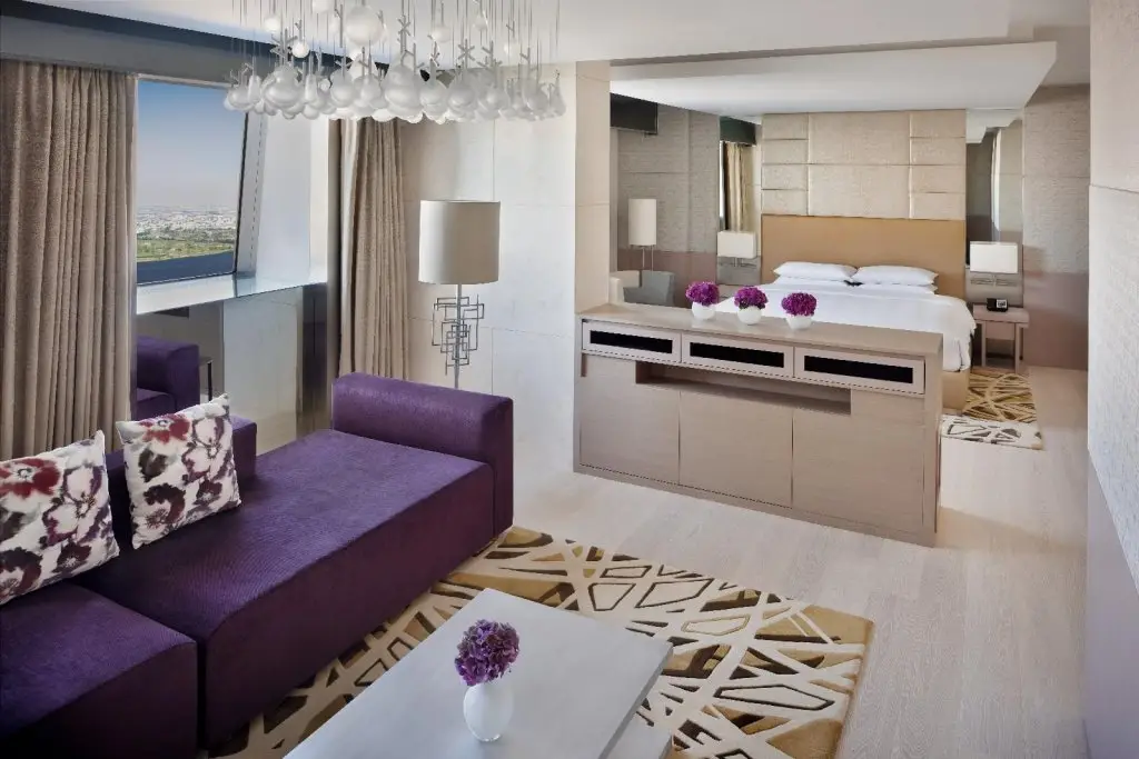 Дубай: Hyatt Regency Dubai Creek Heights Residences