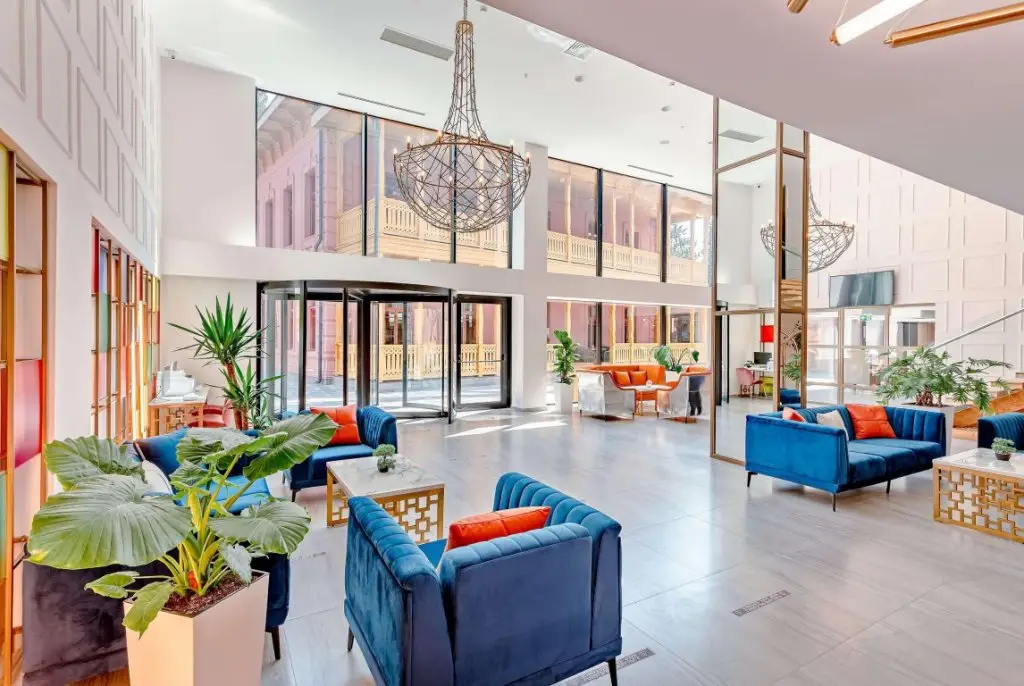 Тбилиси: Отель Ramada By Wyndham Tbilisi Old City