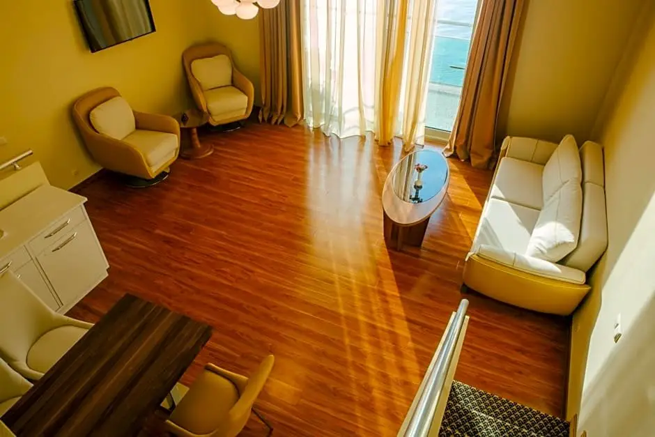 Цихисдзири: Castello Mare All Inclusive Resort