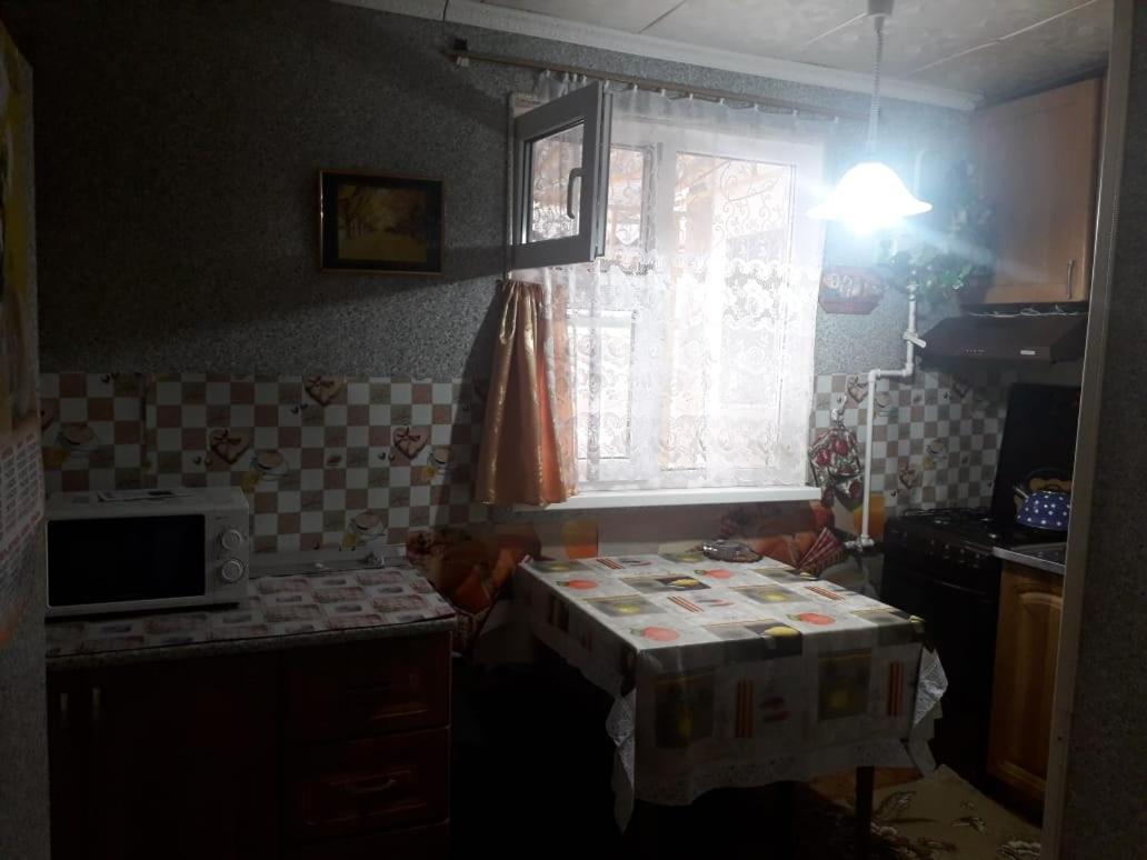 Пятигорск: 2-х комнатная квартира Посуточно. Цветник