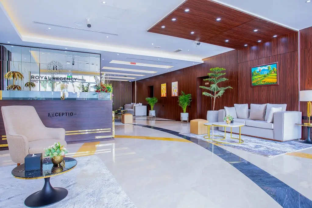 Дубай: Royal Regency Suites Marina