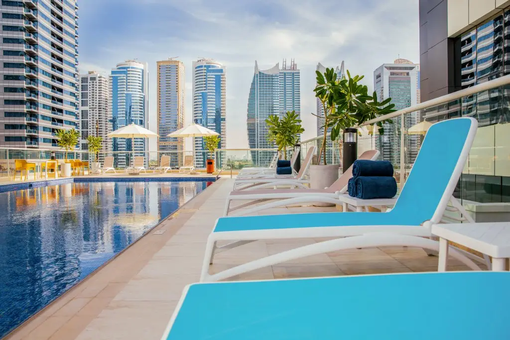 Дубай: Royal Regency Suites Marina