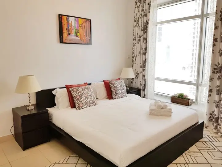 Дубай: Luton Vacation Home Burj Views