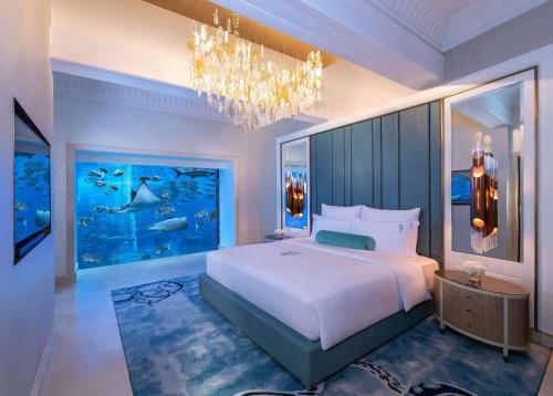 Дубай: Palm Beachfront Estate Sunset Atlantis Views