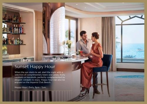 Дубай: Palm Beachfront Estate Sunset Atlantis Views