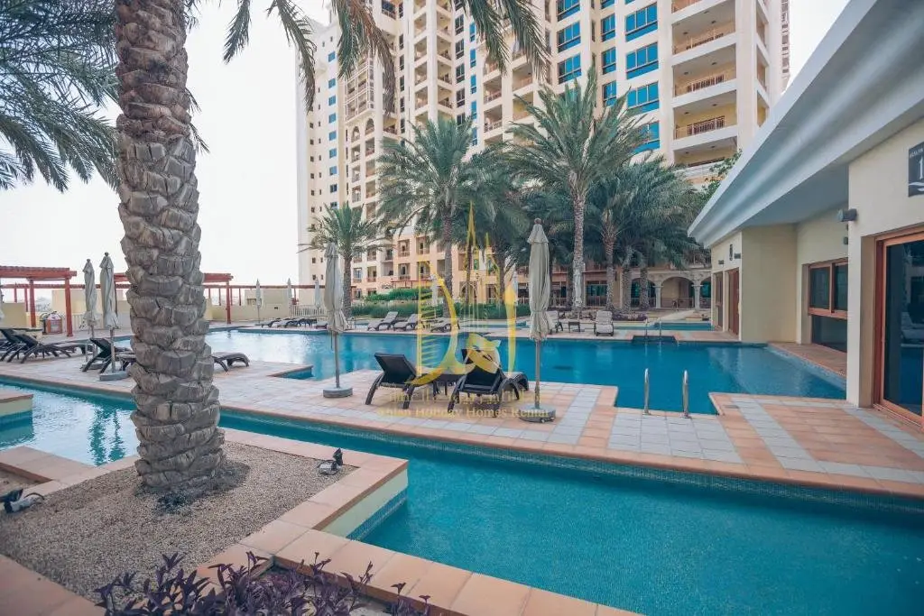 Дубай: Ahlan Holiday Homes - Sea View & Atlantis View 03 BR- Marina Residence 1