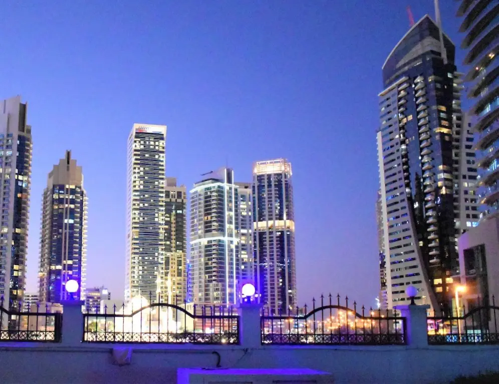 Дубай: 2 Bedrooms Apartment in Marina Diamond 4