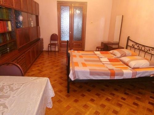 Батуми: Nani's Homestay